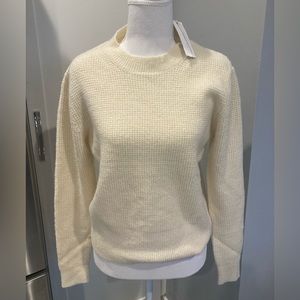 𝅺sophie Rue nwt. Crew neck , waffle knit sweater in cream/Ivory color. Size M